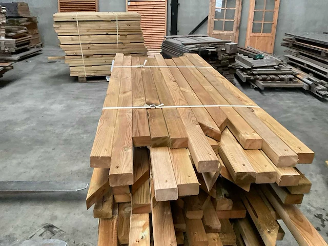 Partij grenen balken 80-180x8,5x4,5 cm - afbeelding 7 van  8