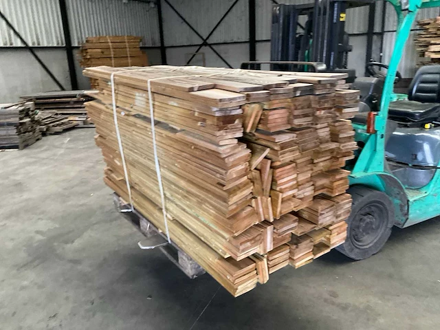 Partij grenen planken 150-180x14x1,8 cm - afbeelding 1 van  6