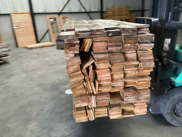 Partij grenen planken 150-180x14x1,8 cm - afbeelding 2 van  6