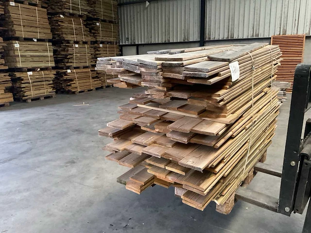 Partij grenen planken 80-180x14x1,8 cm - afbeelding 1 van  4