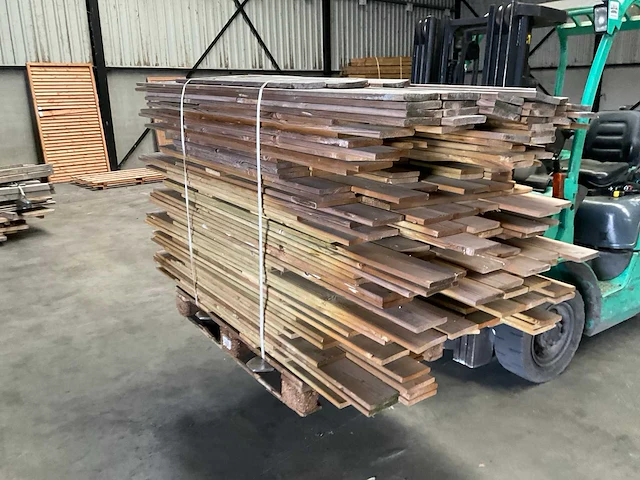 Partij grenen planken 80-180x14x1,8 cm - afbeelding 2 van  4