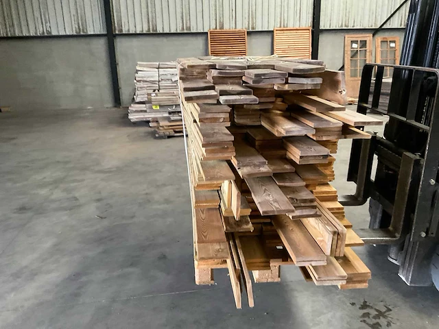 Partij grenen planken 80-180x14x1,8 cm - afbeelding 2 van  6