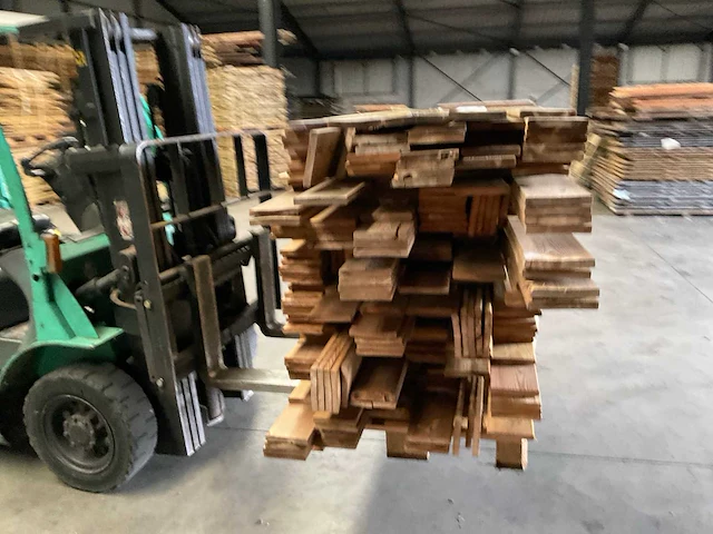 Partij grenen planken 80-180x14x1,8 cm - afbeelding 5 van  6