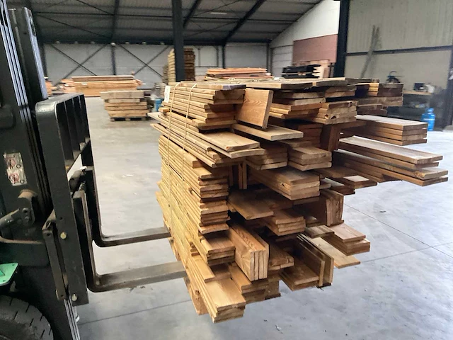 Partij grenen planken 80-180x14x1,8 cm - afbeelding 6 van  6