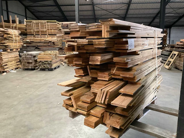 Partij grenen planken 80-180x14x1,8 cm - afbeelding 1 van  7