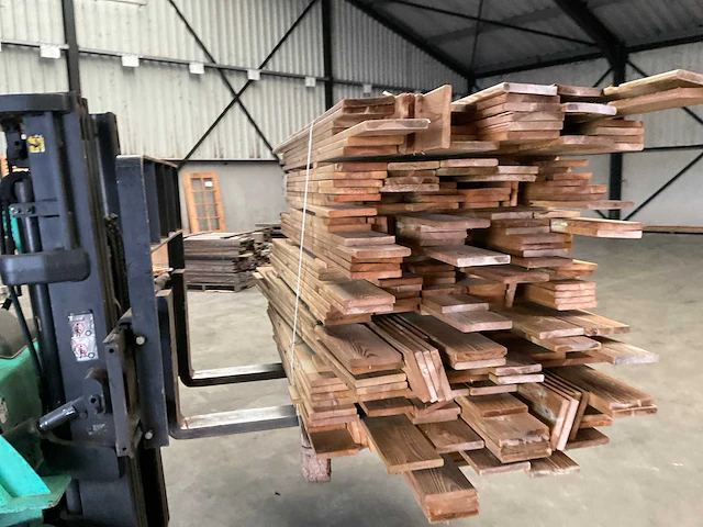 Partij grenen planken 80-180x14x1,8 cm - afbeelding 6 van  7