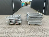 Partij h-bokken / h-jukken voor gevelsteiger - afbeelding 1 van  11