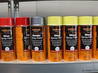 Partij halfords spray paint - 75 bussen á 400ml - afbeelding 5 van  9