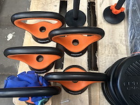 Partij halterschijven en fitness artikelen - afbeelding 5 van  9