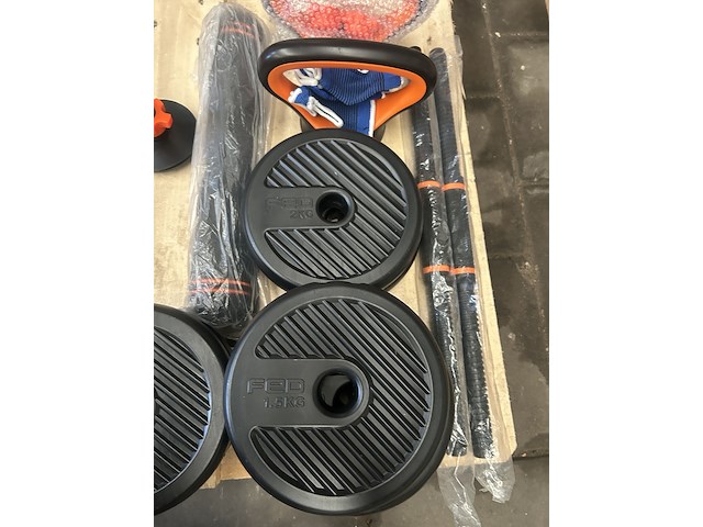 Partij halterschijven en fitness artikelen - afbeelding 6 van  9