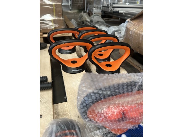 Partij halterschijven en fitness artikelen - afbeelding 7 van  9