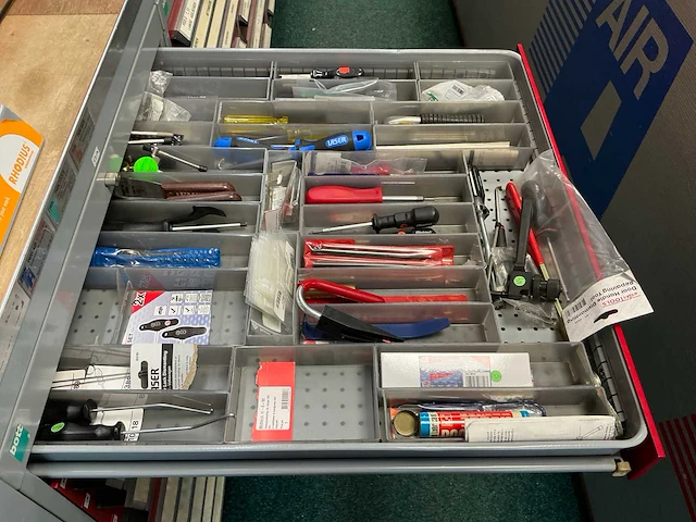 Partij handgereedschap en automotive onderdelen - afbeelding 3 van  44