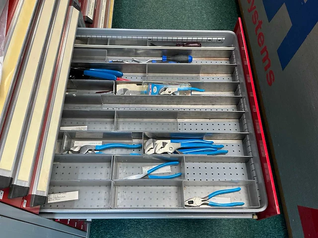 Partij handgereedschap en automotive onderdelen - afbeelding 7 van  44