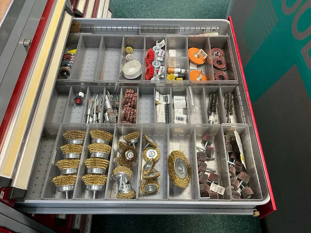 Partij handgereedschap en automotive onderdelen - afbeelding 22 van  44