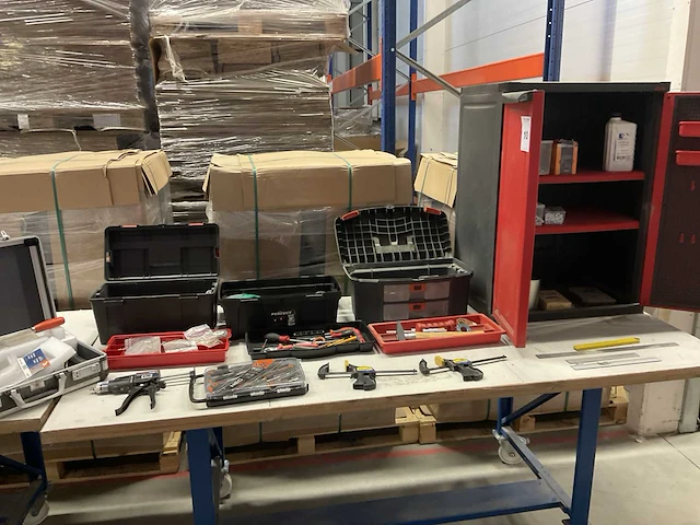 Partij handgereedschap - afbeelding 1 van  12