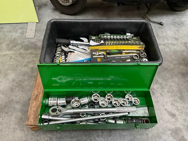 Partij handgereedschap - afbeelding 1 van  4