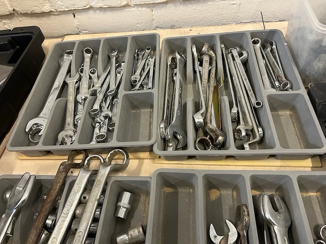 Partij handgereedschap - afbeelding 4 van  8