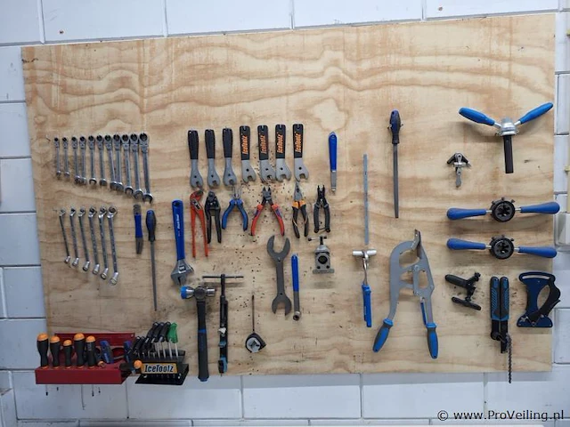 Partij handgereedschappen incl. gereedschapswand - 170x110cm - afbeelding 1 van  11