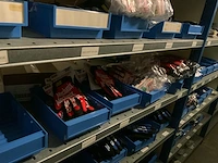 Partij handschoenen in 2 stellingdelen - afbeelding 15 van  17