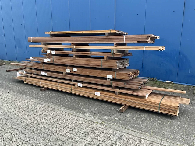 Partij hardhout brugdek planken 24 x 120 (223x) - afbeelding 1 van  16