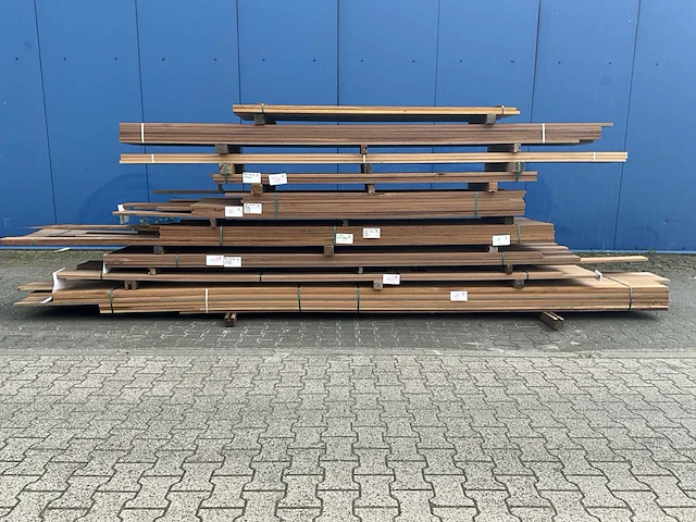 Partij hardhout brugdek planken 24 x 120 (223x) - afbeelding 9 van  16