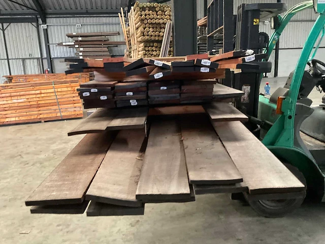 Partij hardhouten tuinplanken - afbeelding 2 van  6