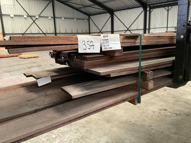 Partij hardhouten tuinplanken - afbeelding 3 van  6