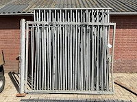 Partij hekwerk - afbeelding 1 van  4