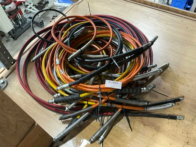 Partij hoge druk hydrauliekslang - afbeelding 1 van  3