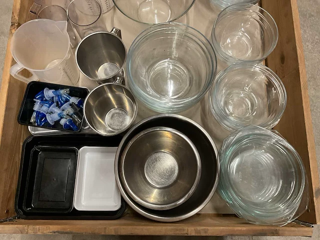 Partij horeca benodigdheden - afbeelding 2 van  3