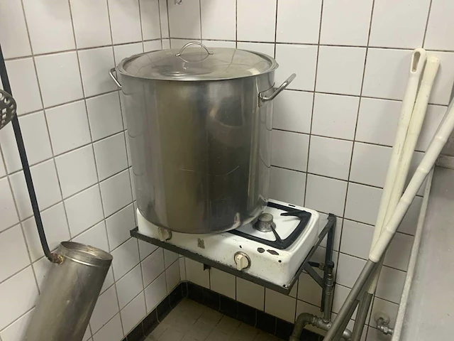 Partij horeca benodigdheden - afbeelding 16 van  17