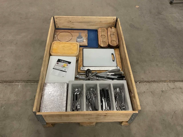 Partij horeca benodigheden - afbeelding 1 van  3