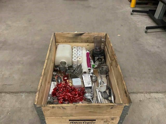 Partij horeca benodigheden - afbeelding 1 van  3