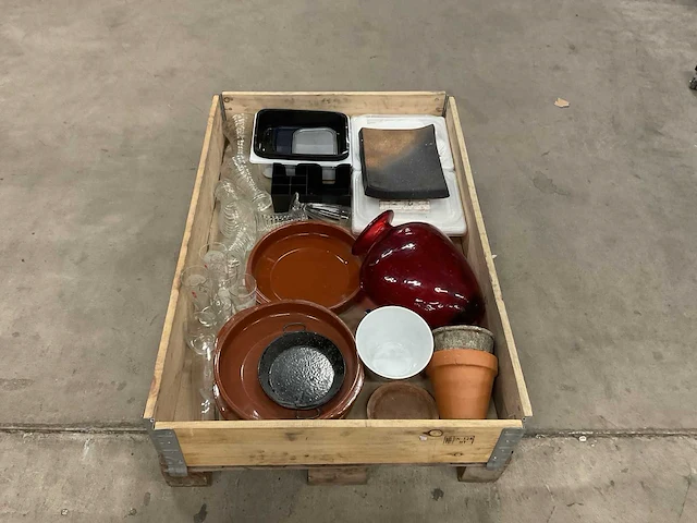 Partij horeca benodigheden - afbeelding 1 van  3