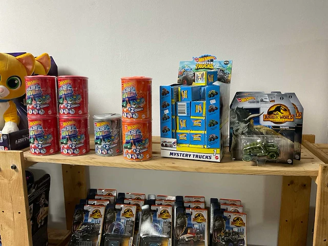 Partij hotwheels speelgoed - afbeelding 3 van  6