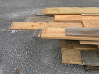 Partij hout eiken en douglas (circa 1 m³) - afbeelding 4 van  8