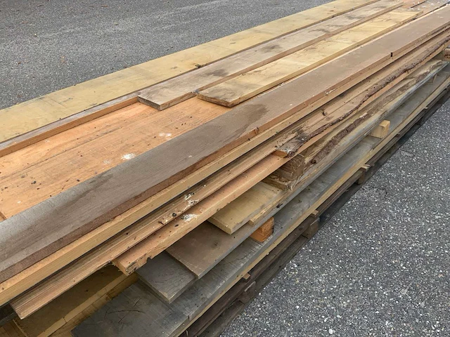 Partij hout eiken en douglas (circa 1 m³) - afbeelding 5 van  8
