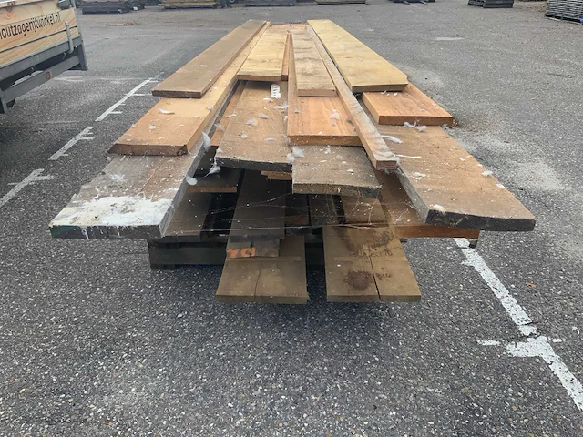 Partij hout eiken en douglas (circa 1 m³) - afbeelding 7 van  8