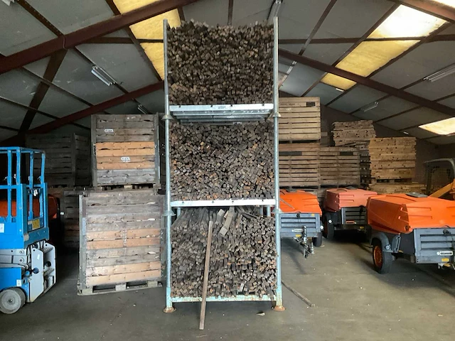 Partij hout. haardhout (3x) - afbeelding 1 van  3