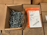 Partij hout schroeven - afbeelding 1 van  3