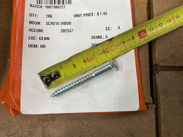 Partij hout schroeven - afbeelding 2 van  3