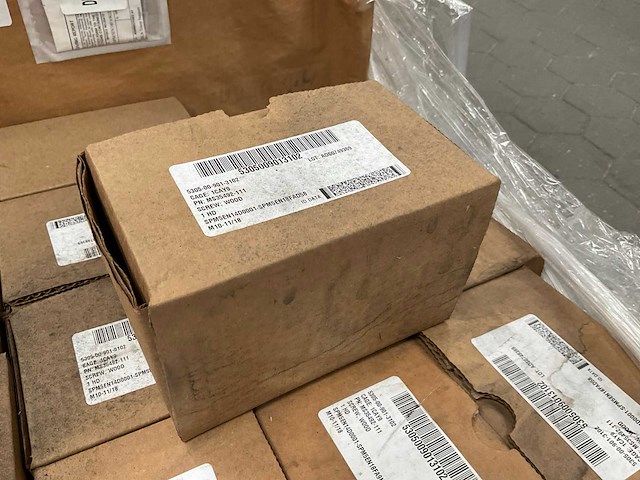 Partij hout schroeven - afbeelding 3 van  3