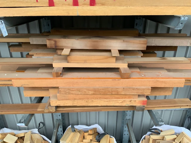 Partij hout - afbeelding 3 van  15