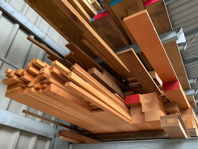 Partij hout - afbeelding 4 van  15