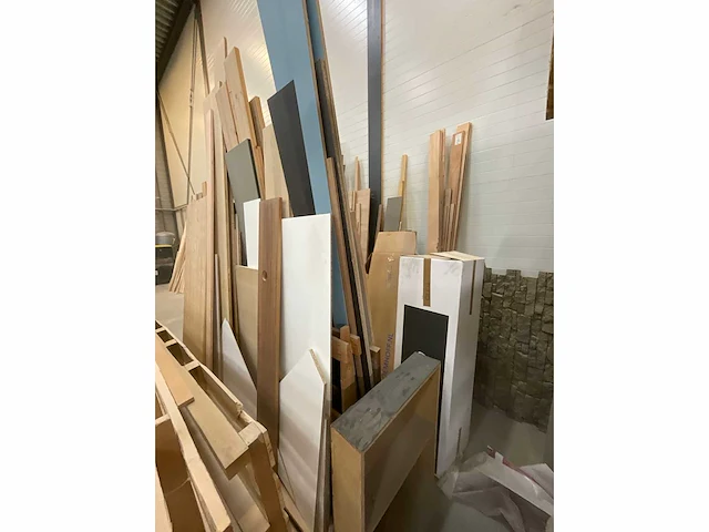 Partij hout - afbeelding 3 van  9