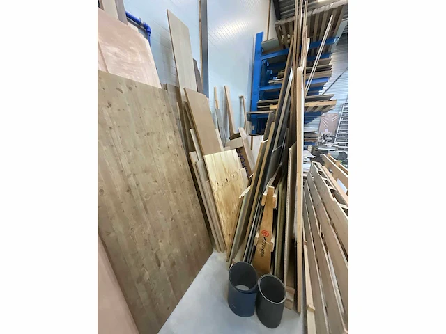 Partij hout - afbeelding 5 van  9