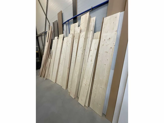 Partij hout - afbeelding 7 van  9