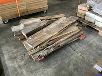 Partij hout - afbeelding 1 van  6