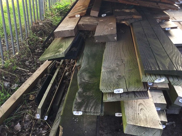 Partij hout - afbeelding 5 van  6