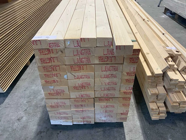 Partij houten balken 3000x70x40mm - afbeelding 3 van  6